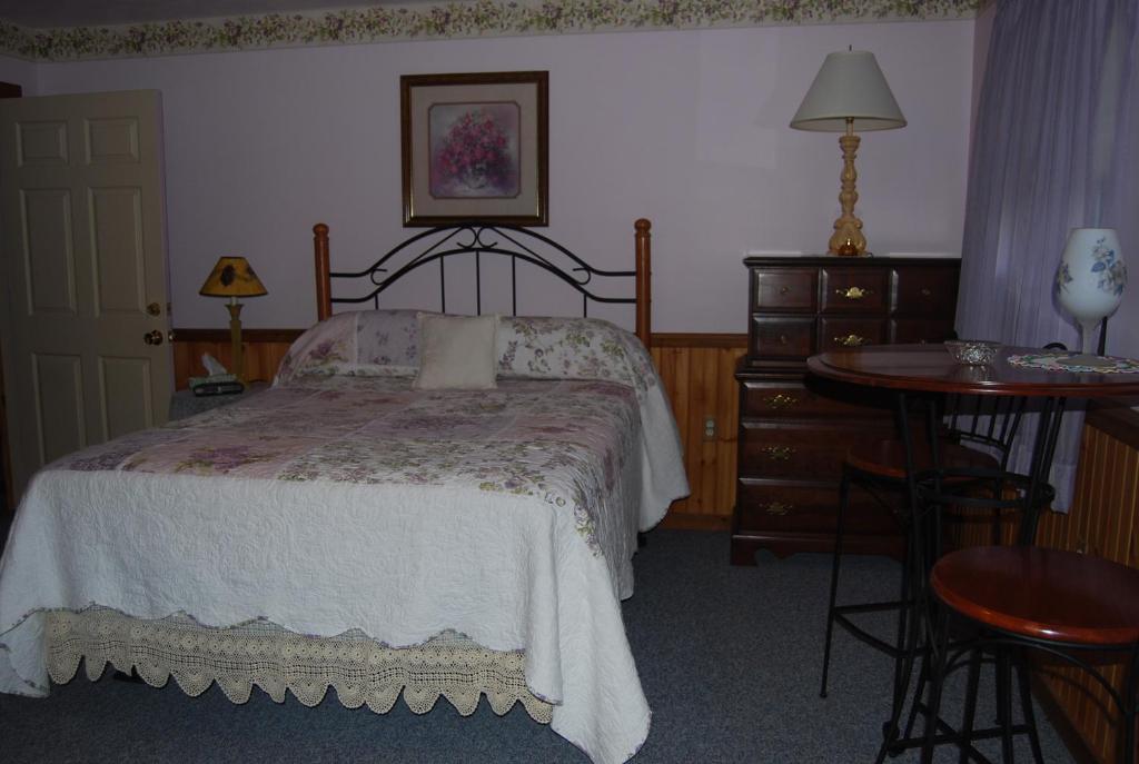 Berry Patch Bnb Lebanon Exteriör bild